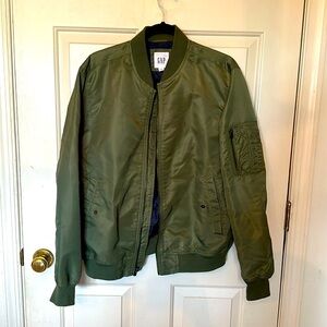 Gap army green women’s jacket size small